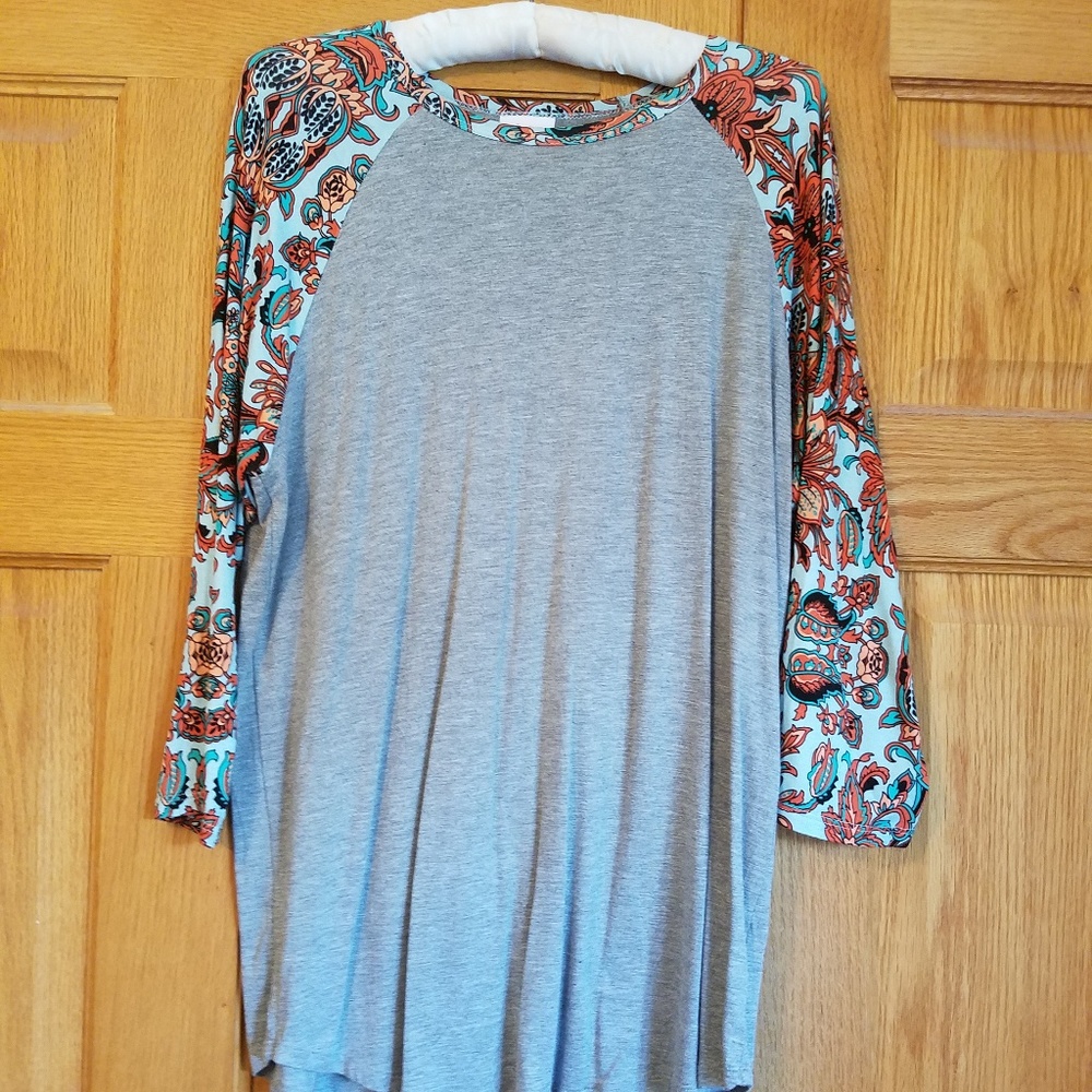 LuLaRoe Randy Baseball Tee